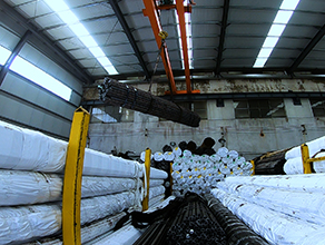 Tube d’acier sans soudure de petit diamètre à parois épaisses: un acteur clé dans un domaine de Niche