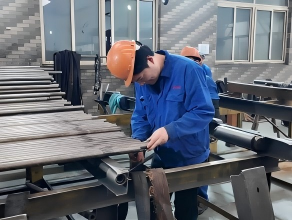 Fourniture stratégique de tuyaux en acier de précision pour l’excellence industrielle